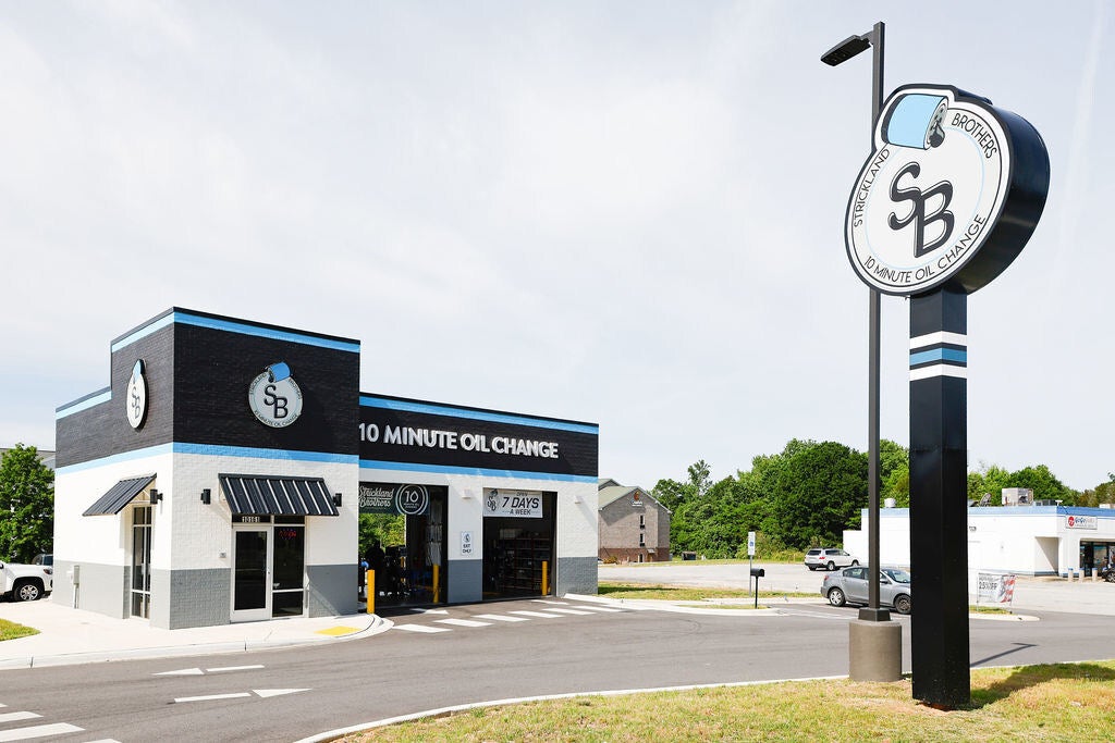 Strickland Brothers 10 Minute Oil Change Celebrates Fifth Consecutive Year on the Inc. 5000 List